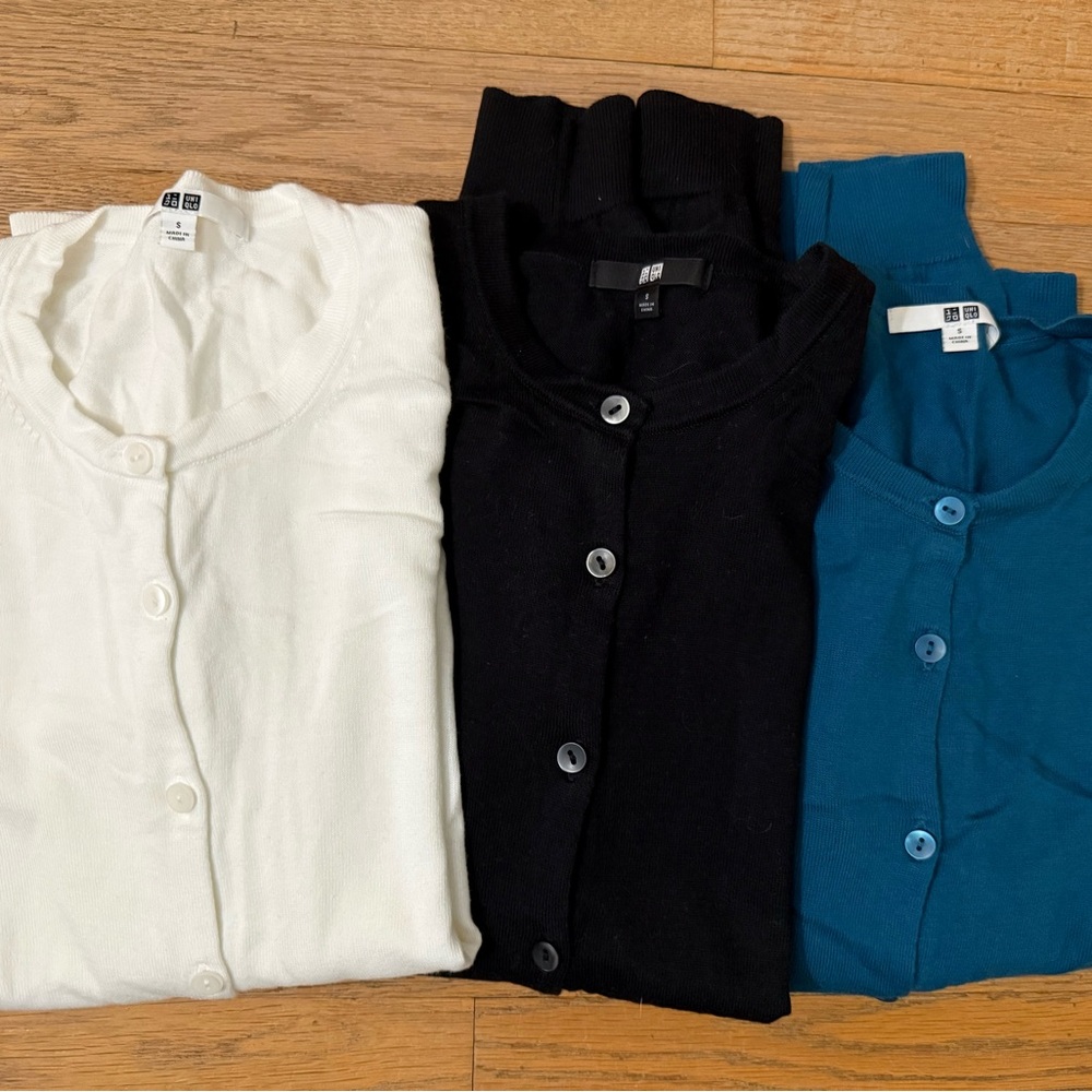 Uniqlo Knitwear Trio in White, Black, and Teal